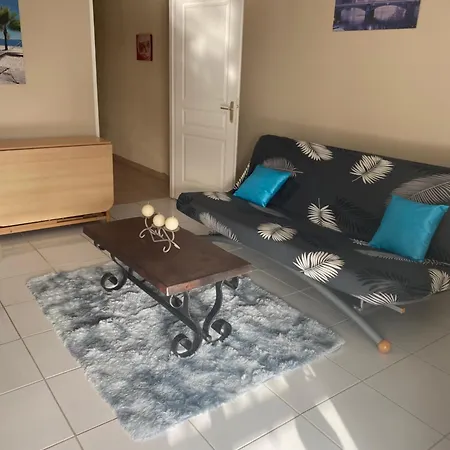 Appartement Bel 15 Mins Des Plages